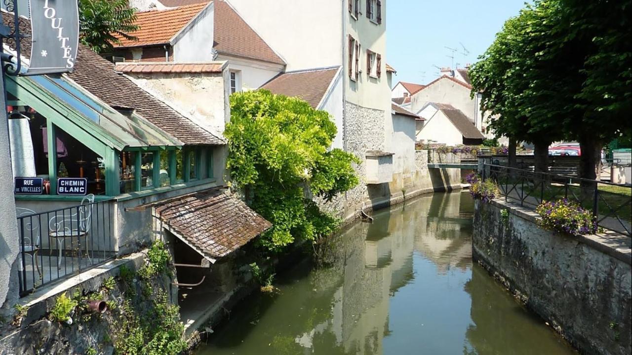Petit Sejour En Chalet Crecy-la-Chapelle Bagian luar foto